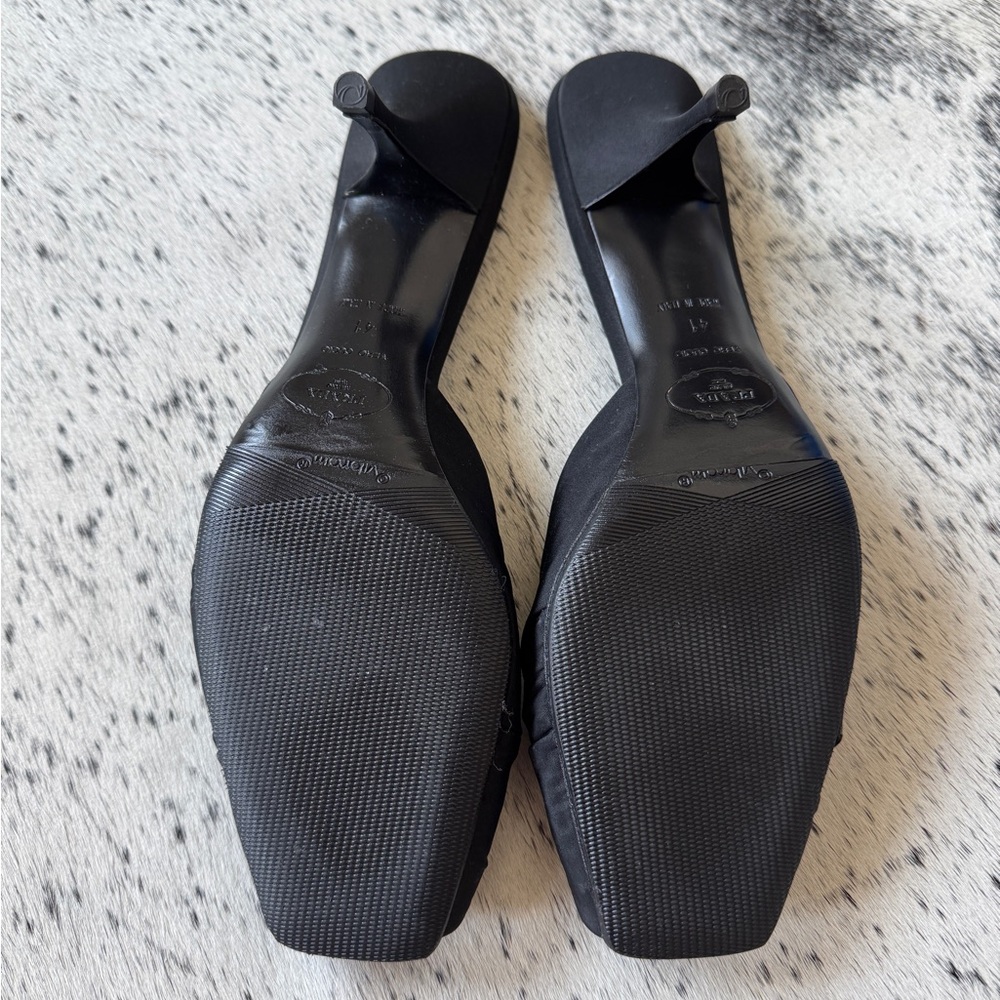 Prada - Silk Bow Mules - Sz 41 - Picture 4 of 4